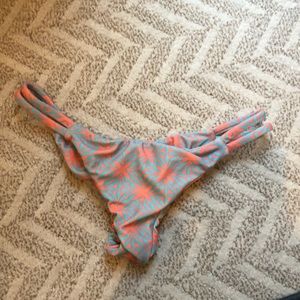 posh pua scrunch thong bikini